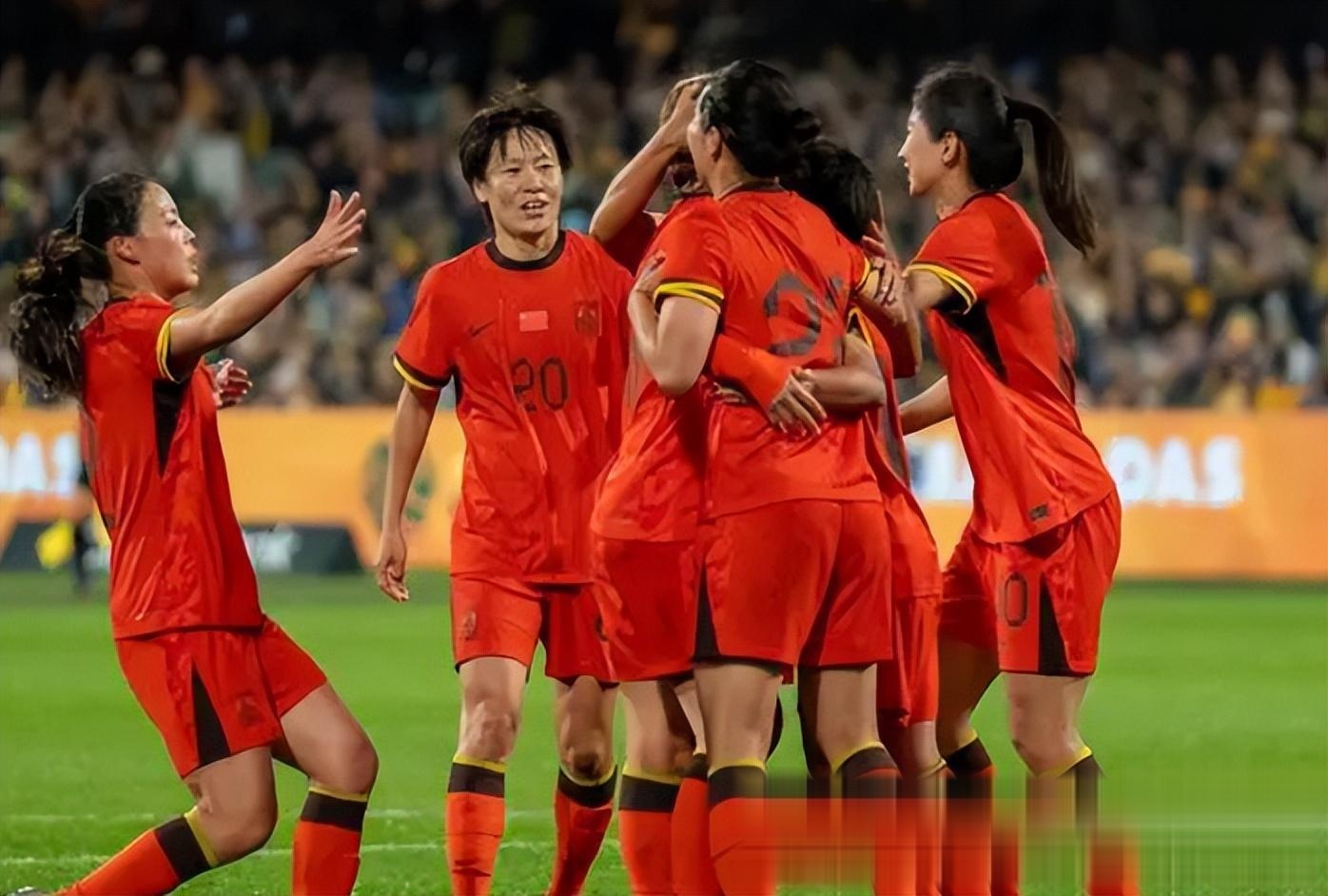 双方激战:女足比赛热情洋溢的简单介绍 双方激战:女足比赛热情洋溢的简单介绍
