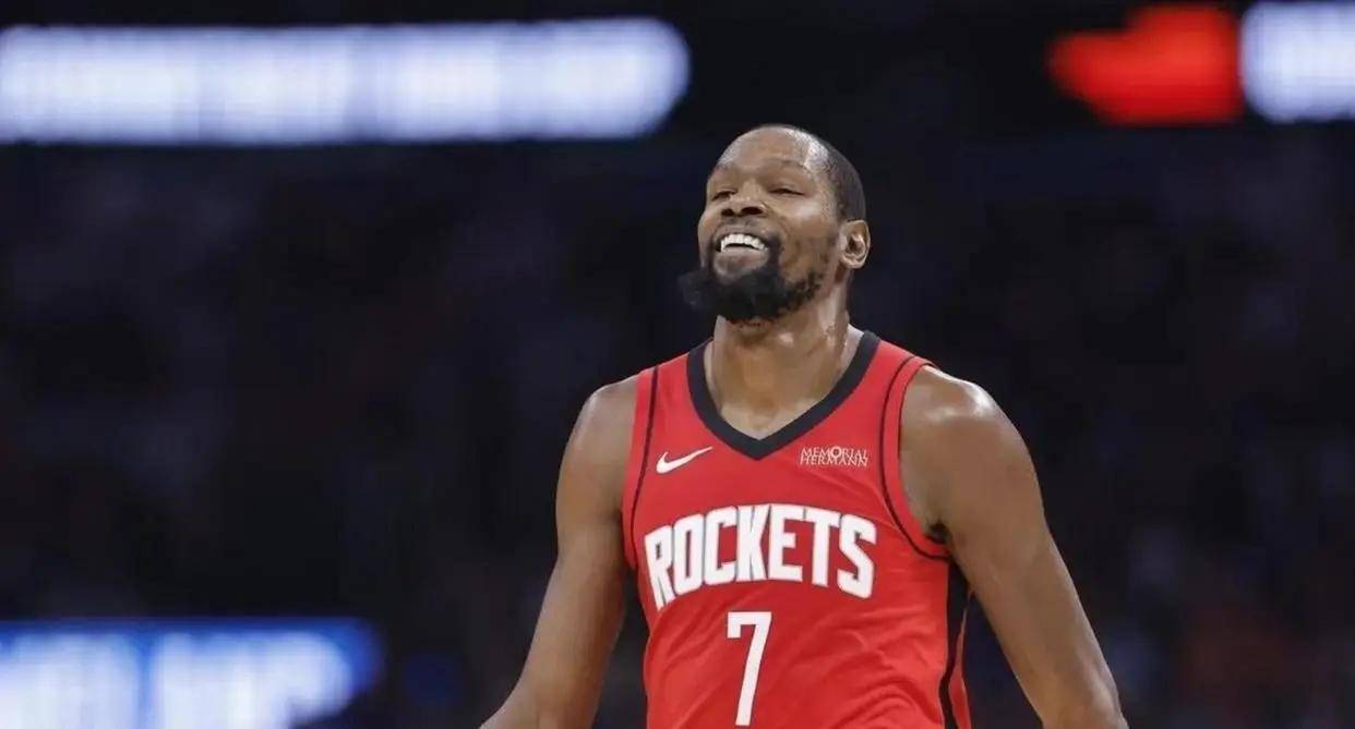 江苏队轻取湖人，杜兰特状态火热