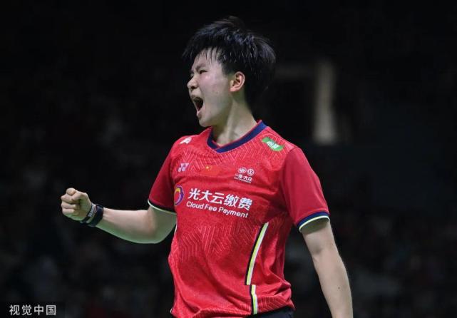 印尼队横扫印度队,辛杜点燃赛场 印尼队横扫印度队,辛杜点燃赛场